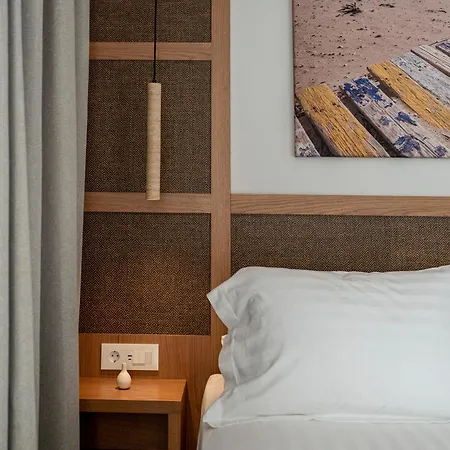 Διαμέρισμα Elysian Beachfront Luxury With Jacuzzi - Sea & View - Adults Only *