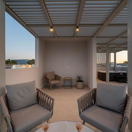 Elysian Beachfront Luxury With Jacuzzi - Sea & View - Adults Only Διαμέρισμα